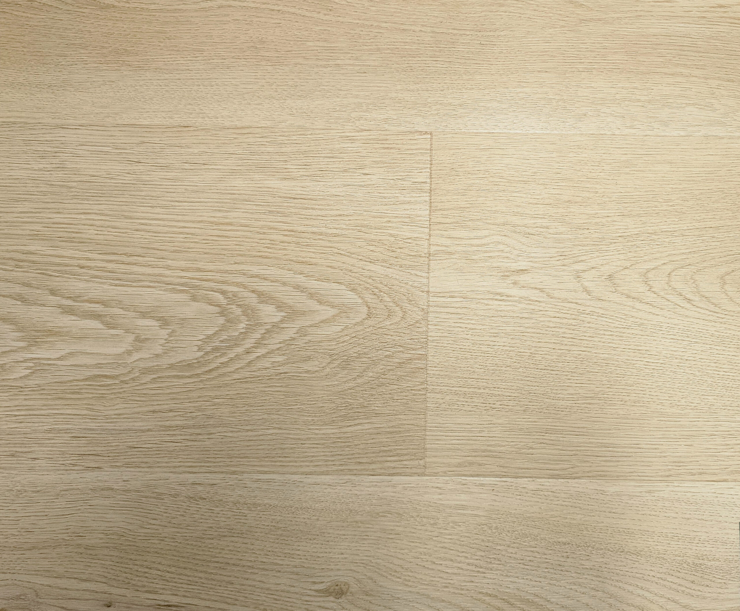 Natural look hybrid flooring